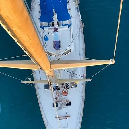 S/y Oceana - London ספינת מלון